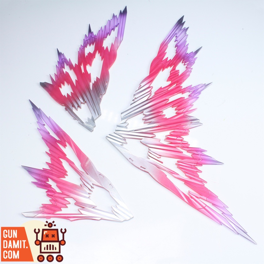 McShow Wings of Light Close-Up Detail of Gradient Effect Pieces McShow Wings of Light Close-Up Detail of Gradient Effect Pieces