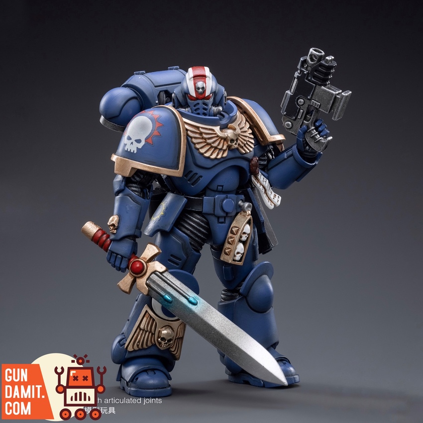 JoyToy JT2481 Ultramarines Primaris Lieutenant Erastus with sword and pistol JoyToy JT2481 Ultramarines Primaris Lieutenant Erastus with sword and pistol