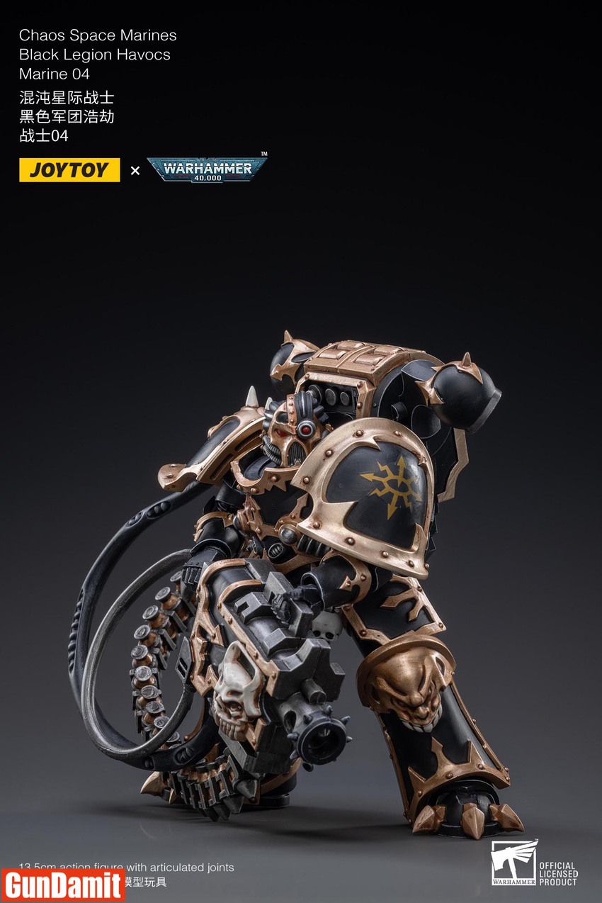 JoyToy Black Legion Havocs Marine 04 crouching pose with Chaos star shoulder pad JoyToy Black Legion Havocs Marine 04 crouching pose with Chaos star shoulder pad