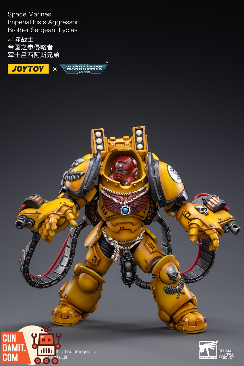 JoyToy WH40K Imperial Fists Lycias dynamic running combat pose JoyToy WH40K Imperial Fists Lycias dynamic running combat pose