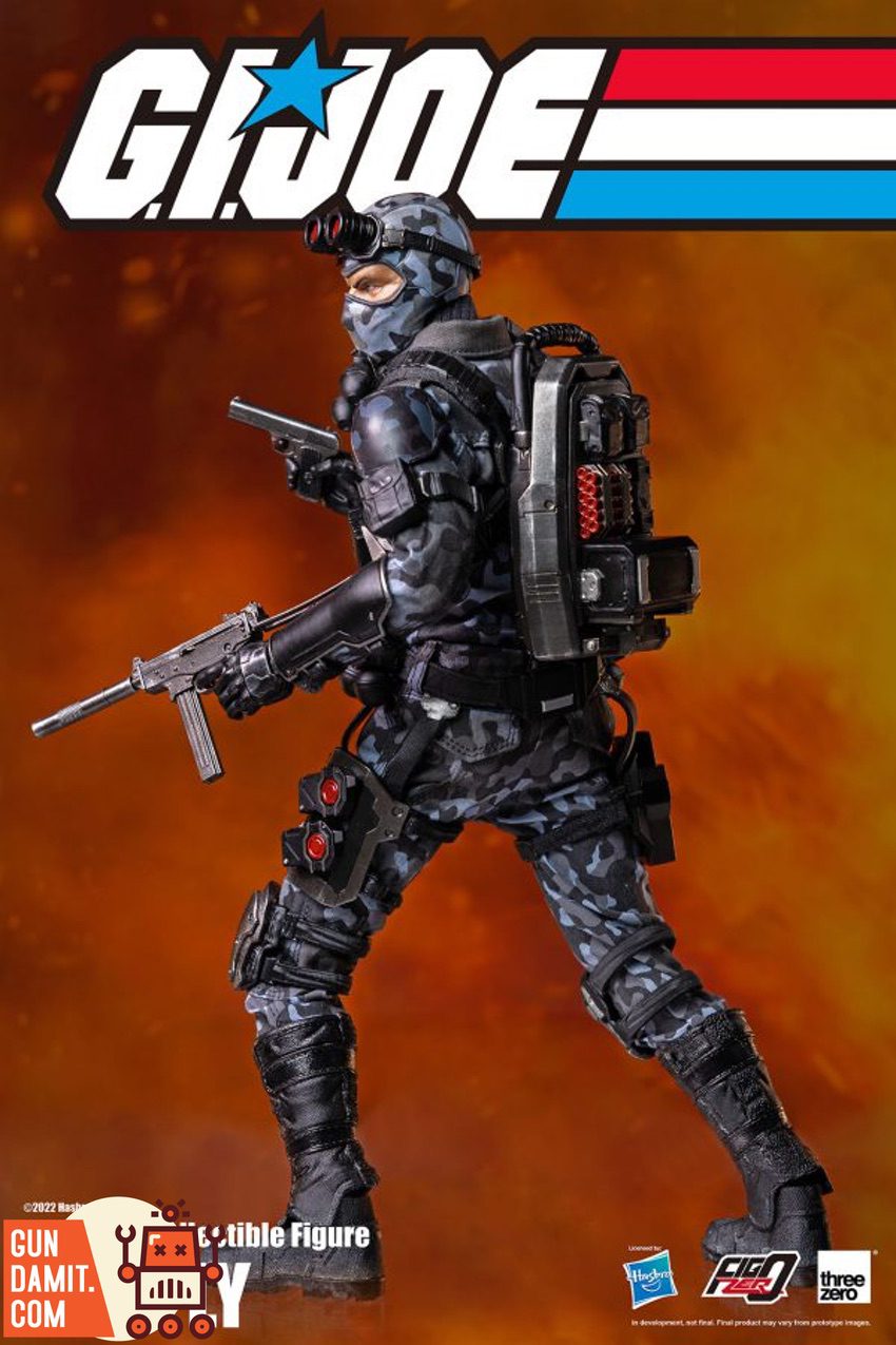 Threezero G.I. Joe Firefly side view with submachine gun and explosive backpack Threezero G.I. Joe Firefly side view with submachine gun and explosive backpack