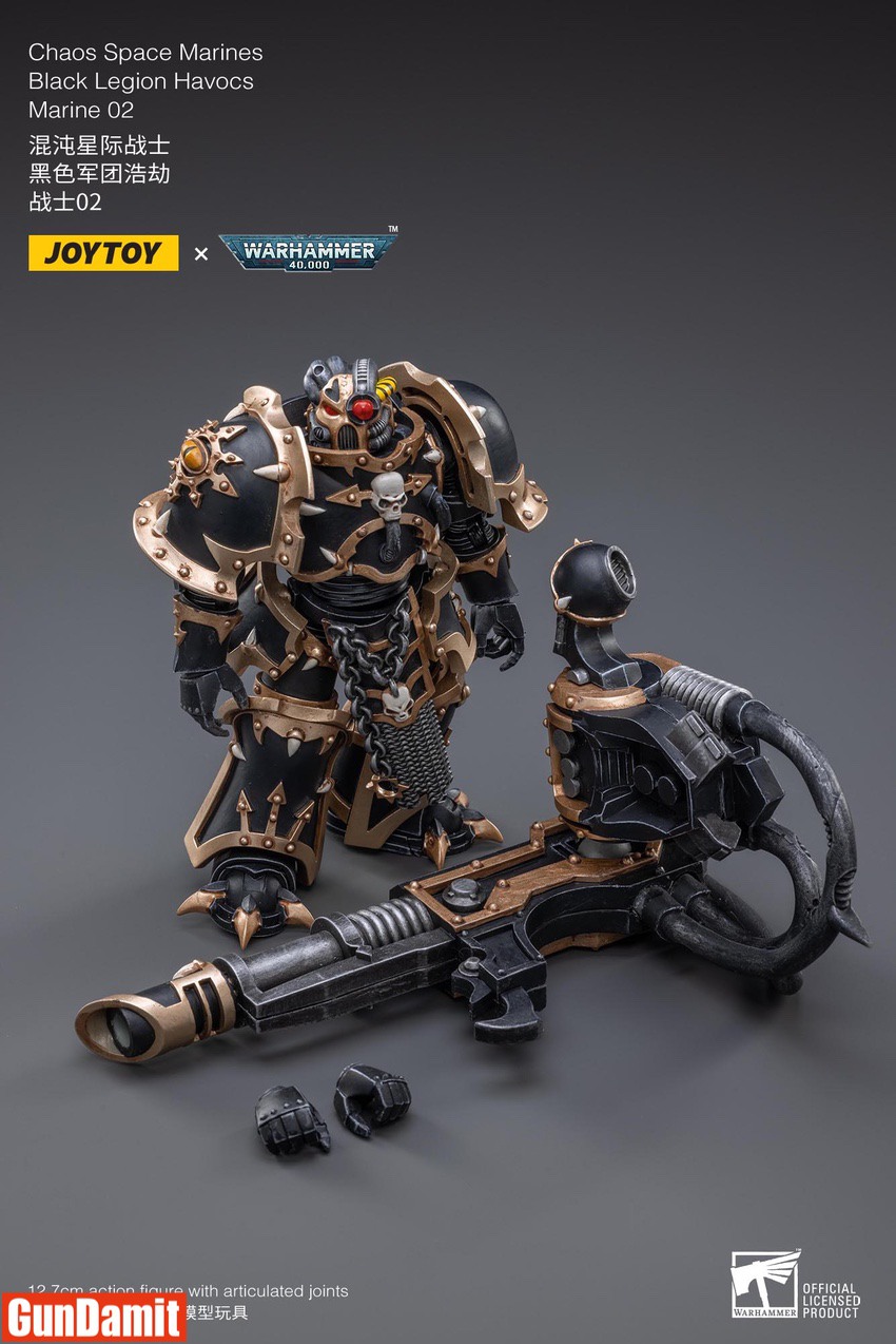 JoyToy Black Legion Havocs Marine 02 with accessories and detached lascannon displayed JoyToy Black Legion Havocs Marine 02 with accessories and detached lascannon displayed
