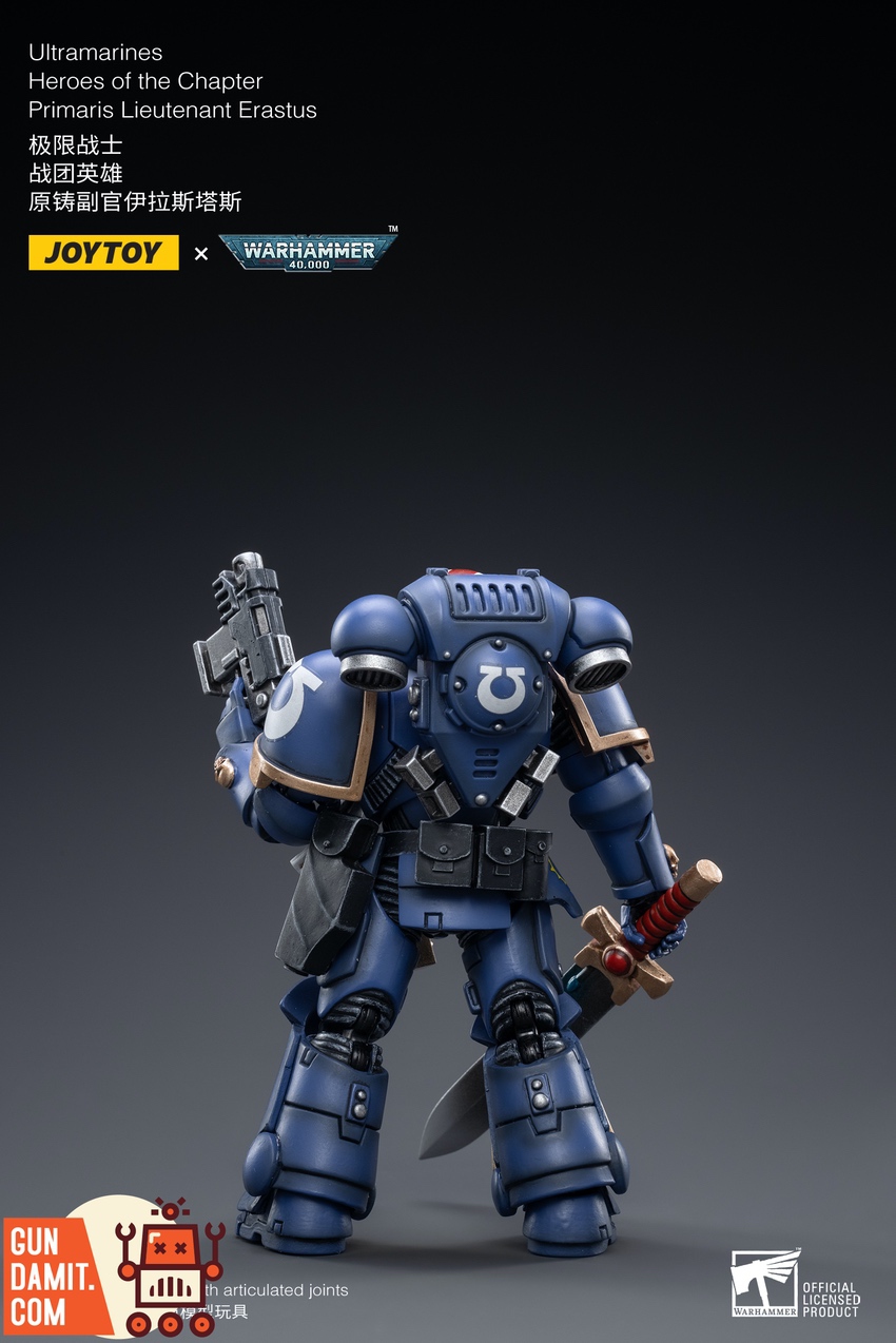 JoyToy 1/18 Ultramarines Erastus rear view with backpack JoyToy 1/18 Ultramarines Erastus rear view with backpack