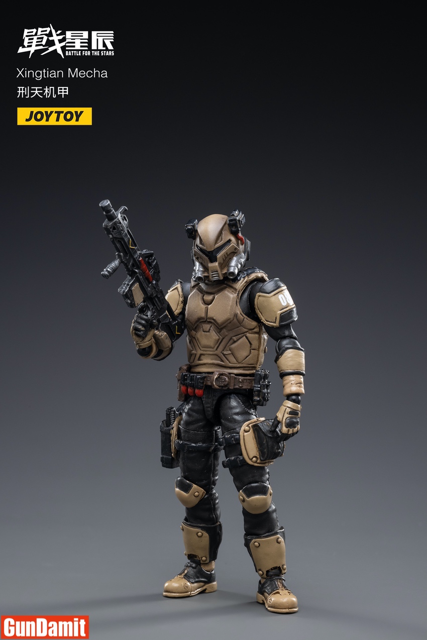 JoyToy Xingtian Mecha pilot figure close-up in tactical gear holding rifle JoyToy Xingtian Mecha pilot figure close-up in tactical gear holding rifle