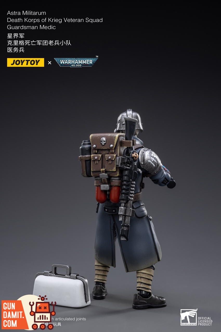 JoyToy 1/18 Krieg Veteran Medic rear view showing backpack with medical supplies JoyToy 1/18 Krieg Veteran Medic rear view showing backpack with medical supplies