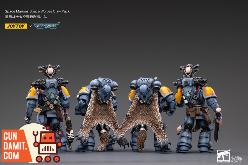 JoyToy Space Wolves Claw Pack set of 4 rear view showing backpacks and wolf pelts JoyToy Space Wolves Claw Pack set of 4 rear view showing backpacks and wolf pelts