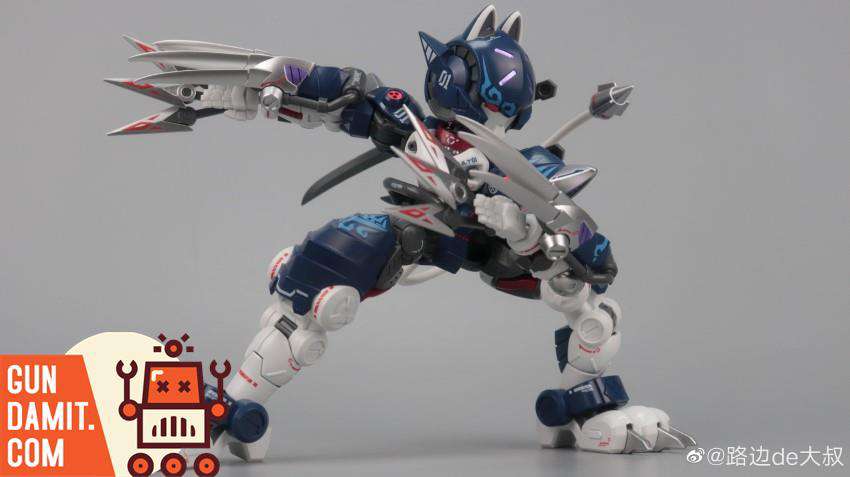 XiaoT C.A.T 01 Shadow Flying Kick Pose with Wing Blades XiaoT C.A.T 01 Shadow Flying Kick Pose with Wing Blades