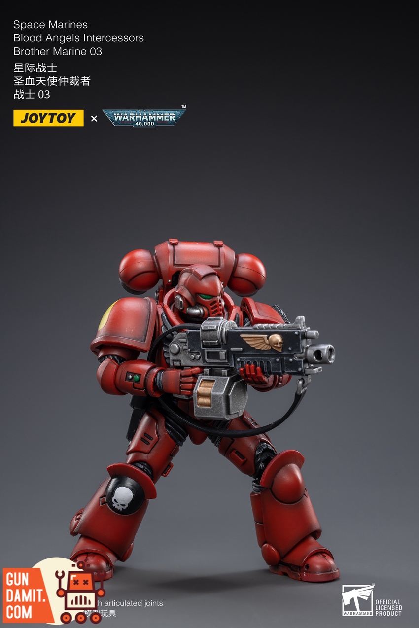 JoyToy Blood Angels Marine 03 rear view with backpack and chainsword stowed JoyToy Blood Angels Marine 03 rear view with backpack and chainsword stowed