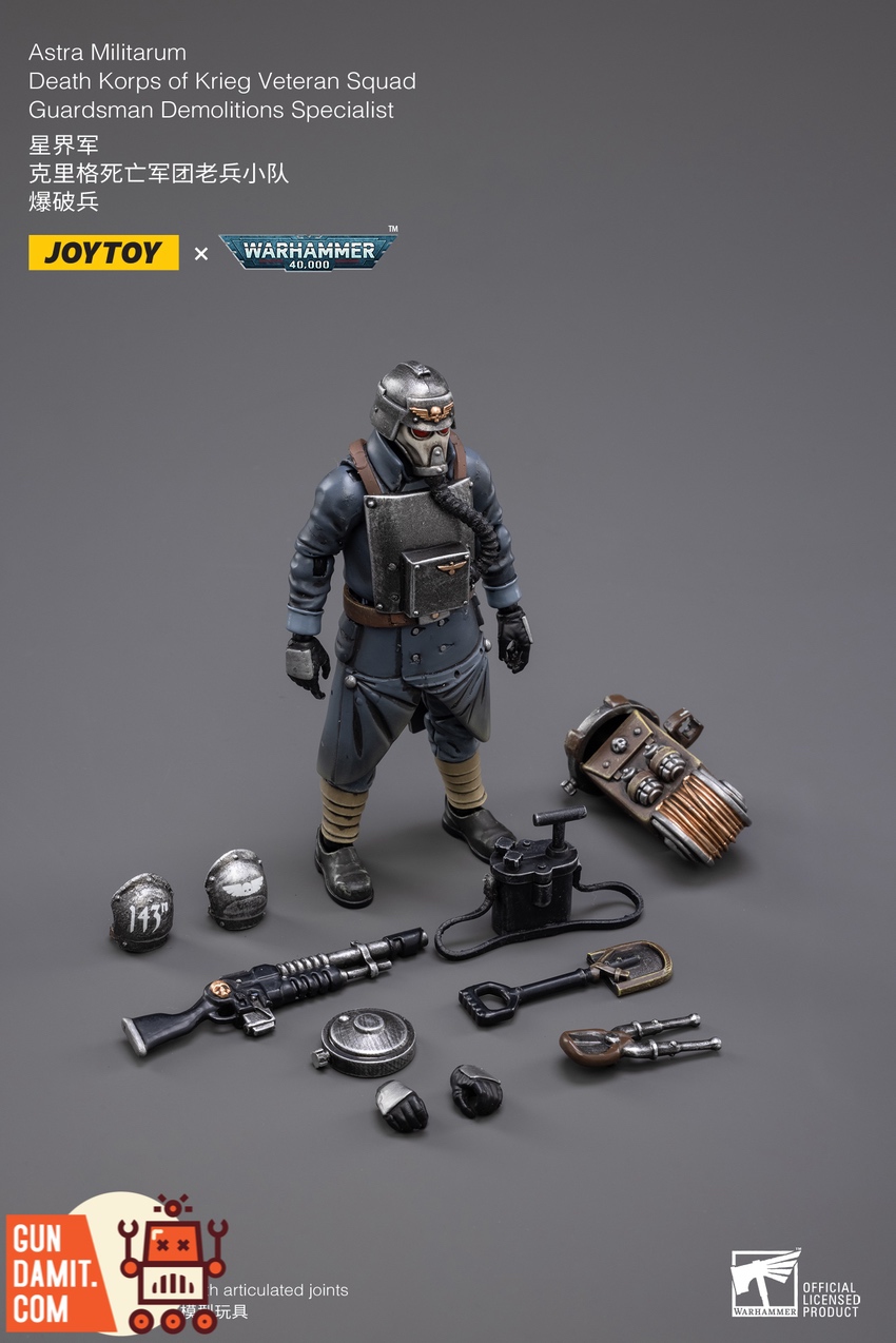 JoyToy Krieg Demolitions Specialist rear view showing explosive charge backpack JoyToy Krieg Demolitions Specialist rear view showing explosive charge backpack