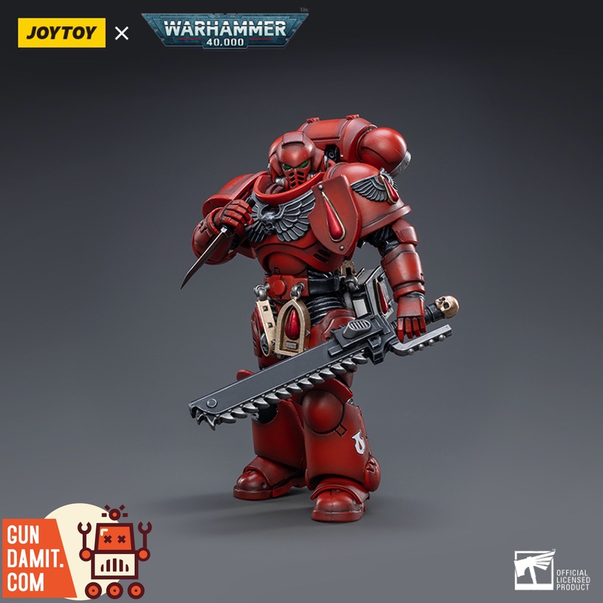 JoyToy Blood Angels Intercessor with combat knife and chainsword kneeling pose JoyToy Blood Angels Intercessor with combat knife and chainsword kneeling pose