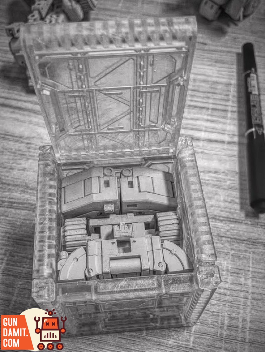 Lucky Cat container box with Transformers figure stored inside top view Lucky Cat container box with Transformers figure stored inside top view