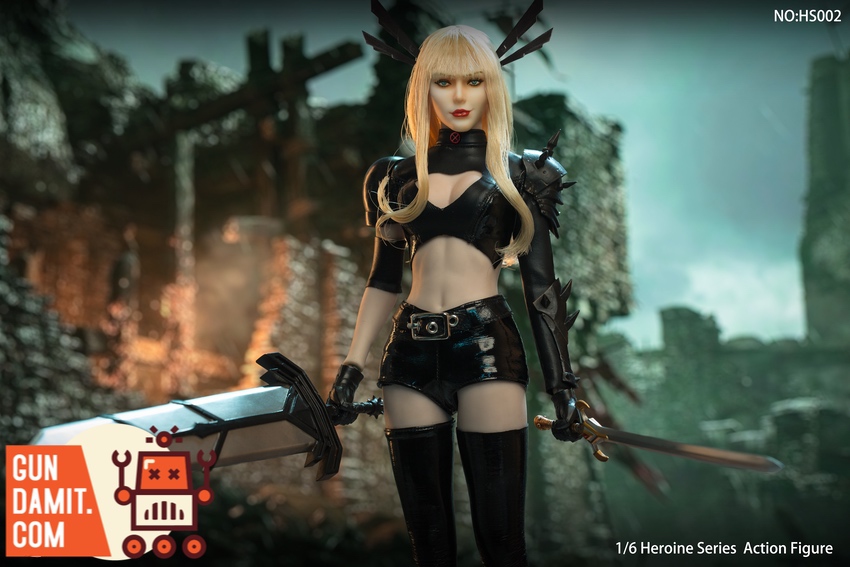 X2Y Toys 1/6 HS002 Heroine Dark Female Warrior holding dual swords in ruins X2Y Toys 1/6 HS002 Heroine Dark Female Warrior holding dual swords in ruins