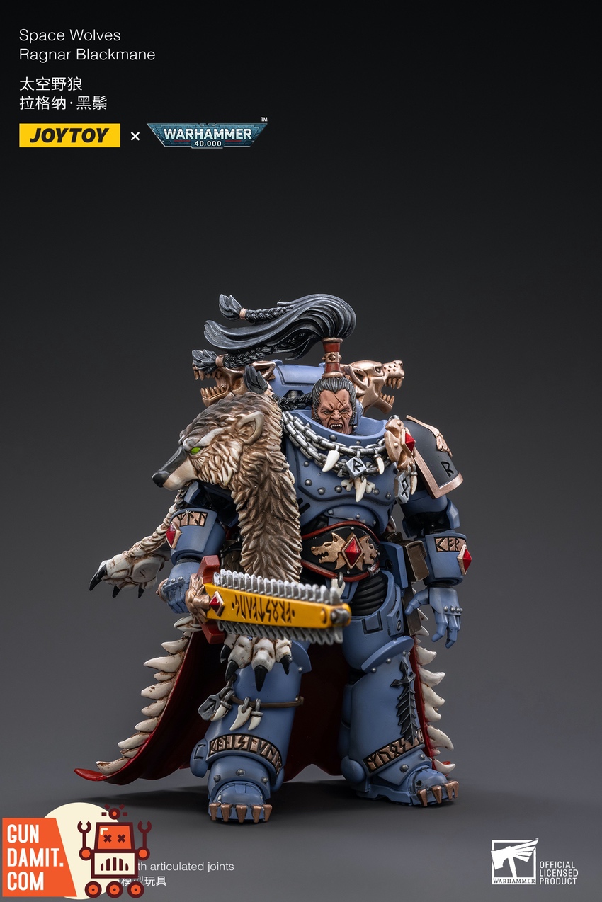 JoyToy Ragnar Blackmane front standing pose with full equipment JoyToy Ragnar Blackmane front standing pose with full equipment