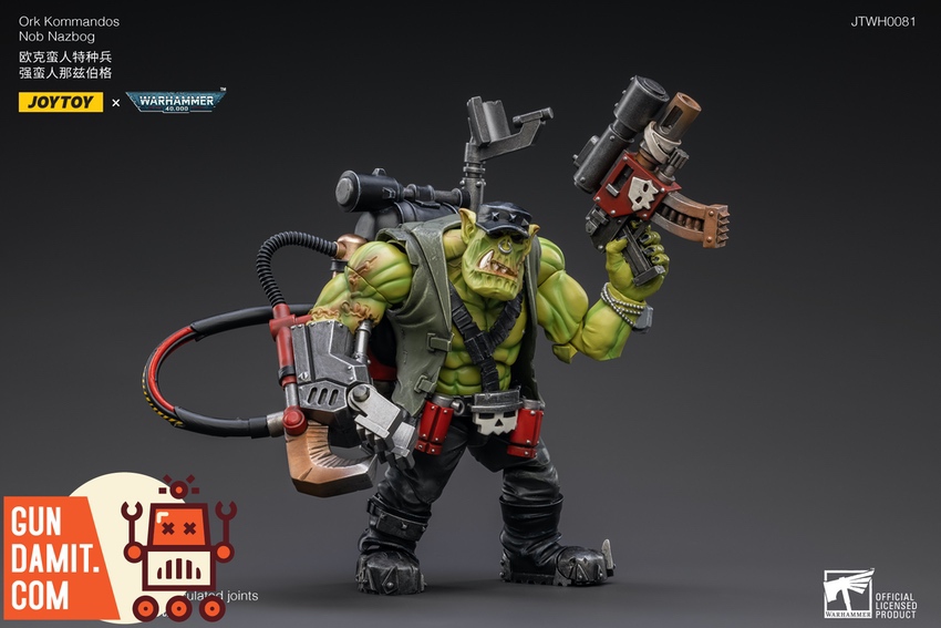 JoyToy Ork Kommandos Nob Nazbog alternate angle showing skull knee pad JoyToy Ork Kommandos Nob Nazbog alternate angle showing skull knee pad