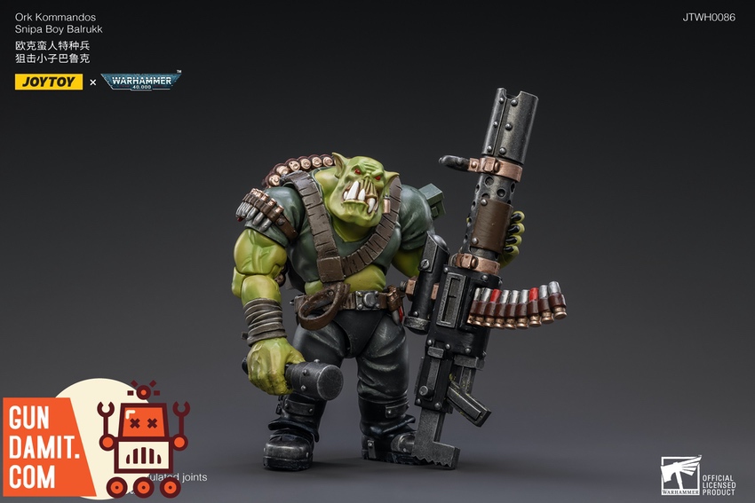 JoyToy Ork Kommandos Snipa Boy Balrukk three-quarter view aiming rifle JoyToy Ork Kommandos Snipa Boy Balrukk three-quarter view aiming rifle
