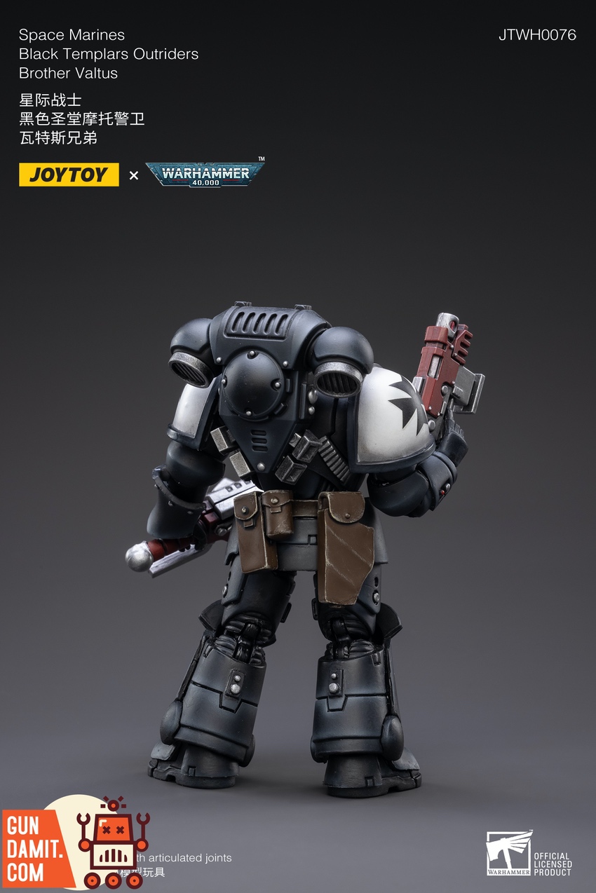 JoyToy Black Templars Outriders Brother Valtus rear view with backpack JoyToy Black Templars Outriders Brother Valtus rear view with backpack