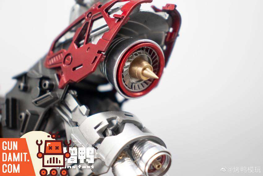 Roast Duck red alloy nozzle detail on Sazabi Ver.Ka shoulder Roast Duck red alloy nozzle detail on Sazabi Ver.Ka shoulder