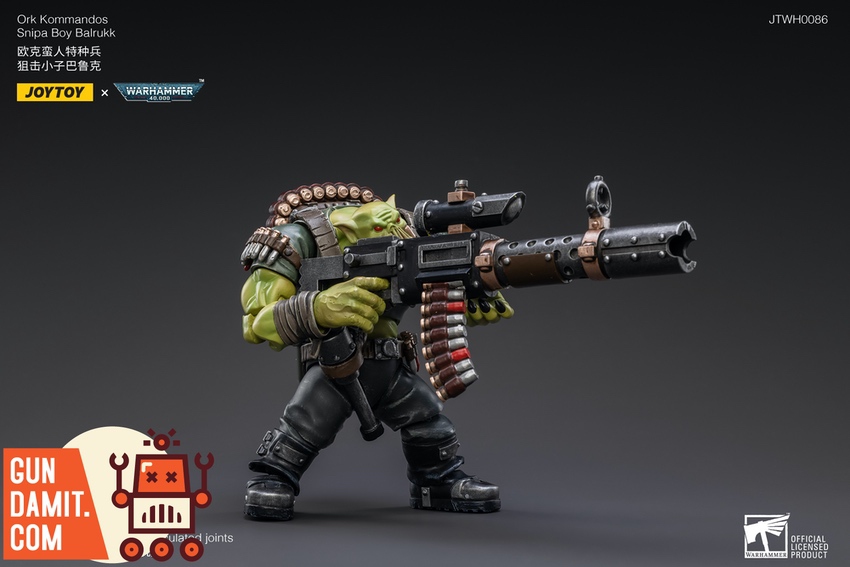 JoyToy Ork Kommandos Snipa Boy Balrukk rear view showing ammo belt JoyToy Ork Kommandos Snipa Boy Balrukk rear view showing ammo belt