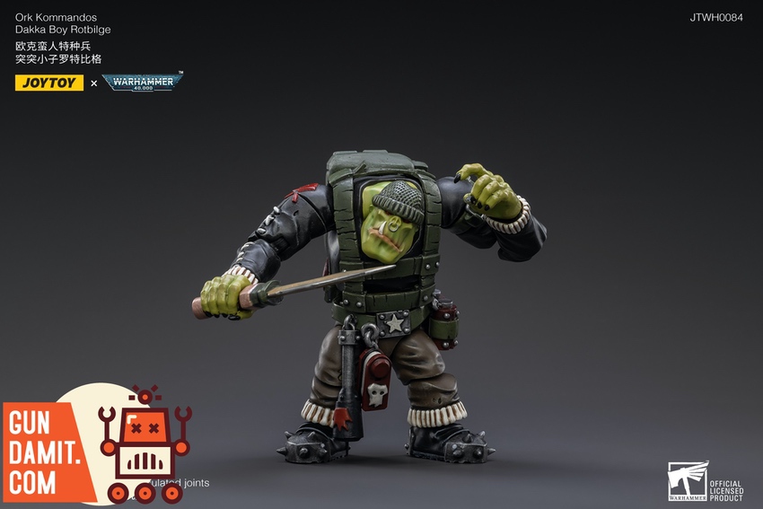 JoyToy Ork Kommandos Dakka Boy Rotbilge alternate angle showing beanie and tusks JoyToy Ork Kommandos Dakka Boy Rotbilge alternate angle showing beanie and tusks