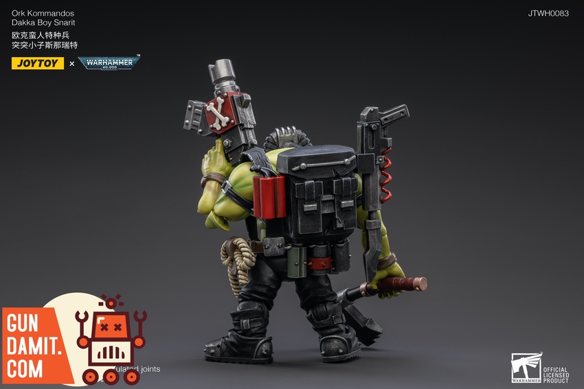 JoyToy Ork Kommandos Dakka Boy Snarit rear view showing ammo backpack JoyToy Ork Kommandos Dakka Boy Snarit rear view showing ammo backpack