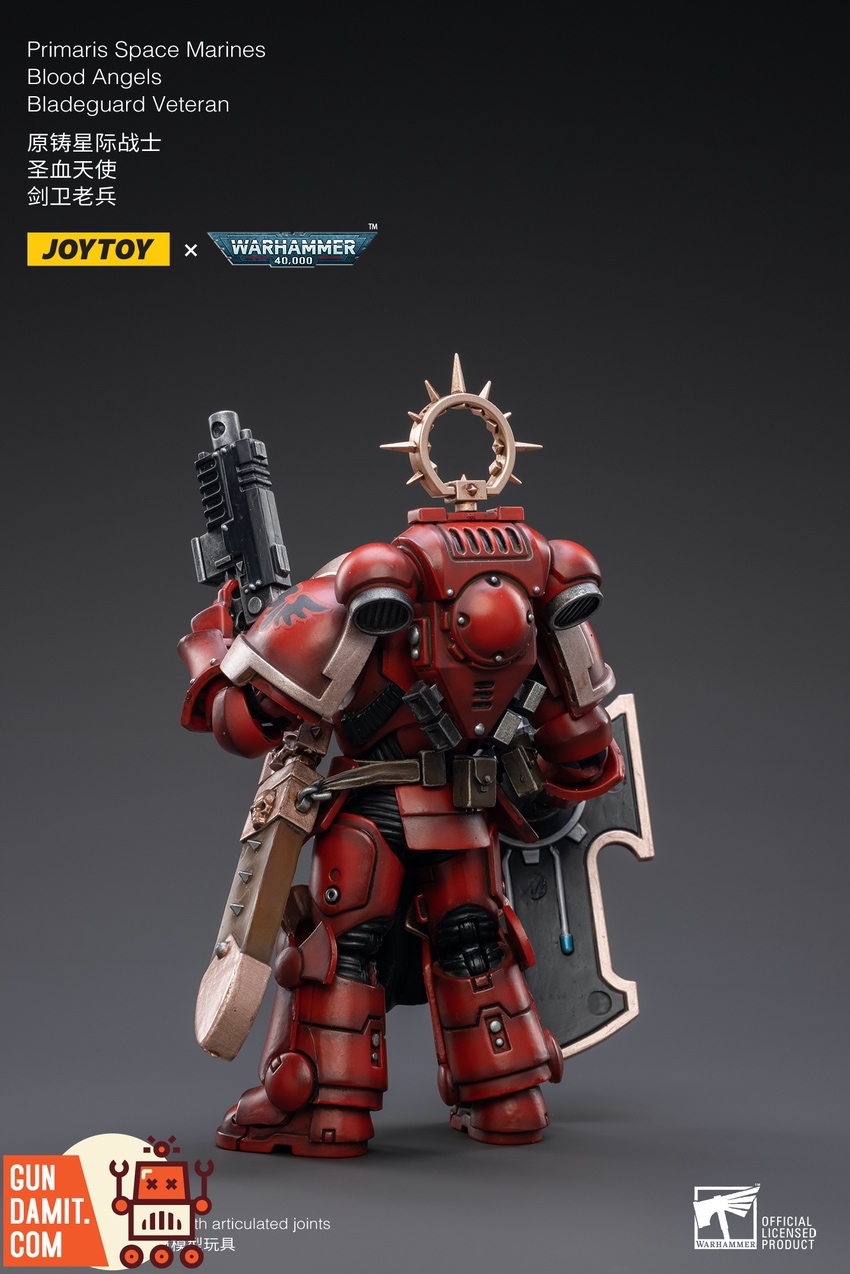 JoyToy Blood Angels Bladeguard Veteran rear view showing red armor and bolt pistol JoyToy Blood Angels Bladeguard Veteran rear view showing red armor and bolt pistol