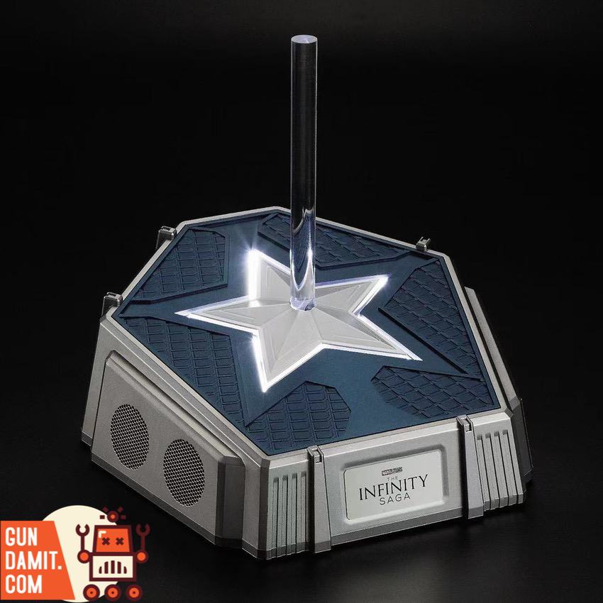 Killerbody Captain America helmet base with LED star light and Infinity Saga plaque Killerbody Captain America helmet base with LED star light and Infinity Saga plaque