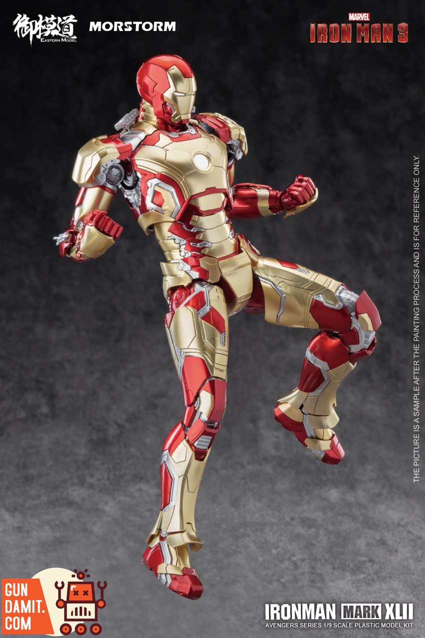 Iron Man Mark 42 1/9 scale flying kick dynamic action pose Iron Man Mark 42 1/9 scale flying kick dynamic action pose