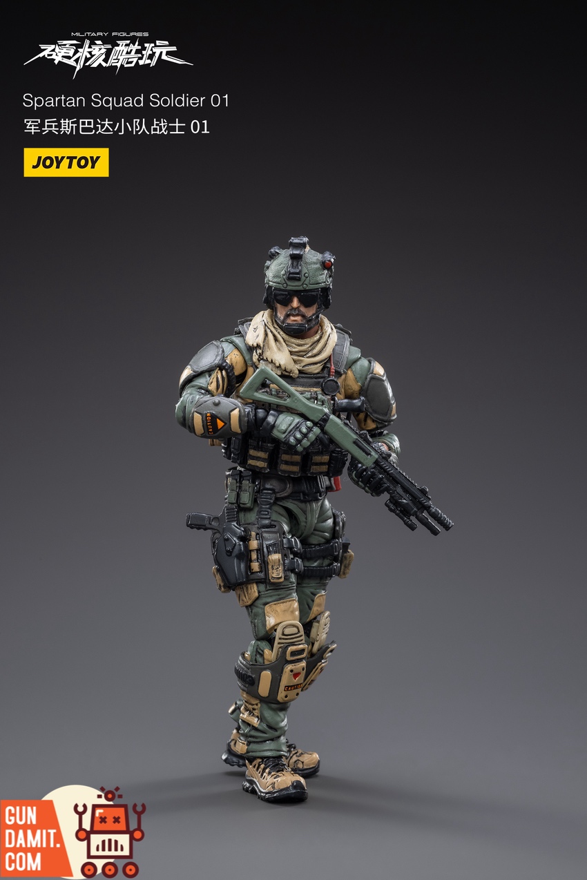 Spartan Squad Soldier 01 pistol drawn side angle pose Spartan Squad Soldier 01 pistol drawn side angle pose