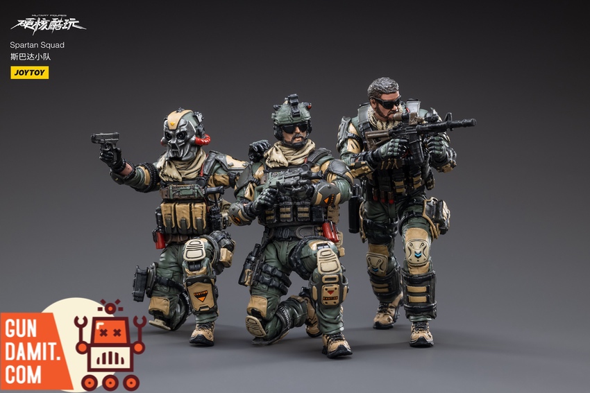 JoyToy Spartan Squad three figures action poses from front JoyToy Spartan Squad three figures action poses from front
