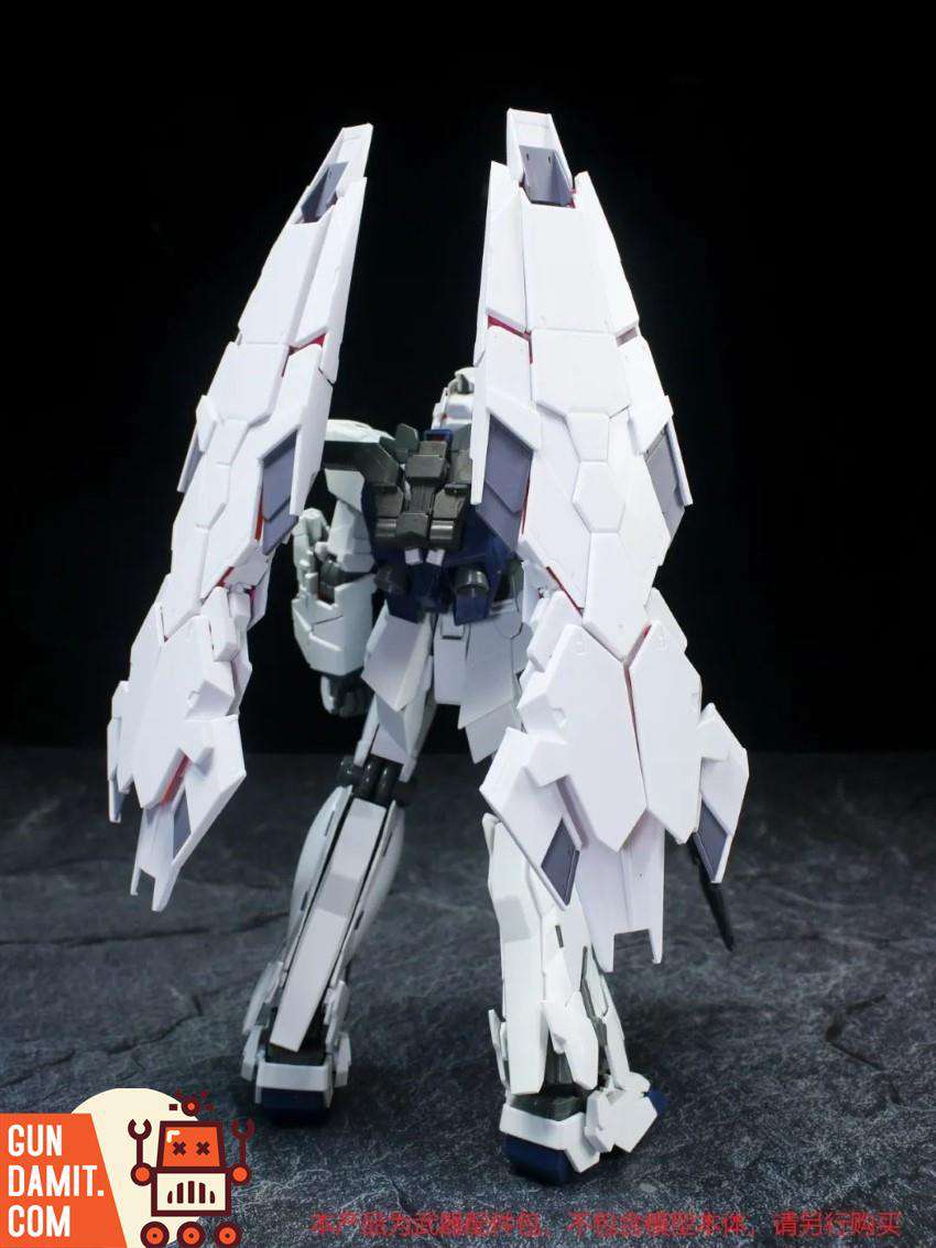 Full Armor Unicorn Armed Armor DE white and pink shield pair detail Full Armor Unicorn Armed Armor DE white and pink shield pair detail