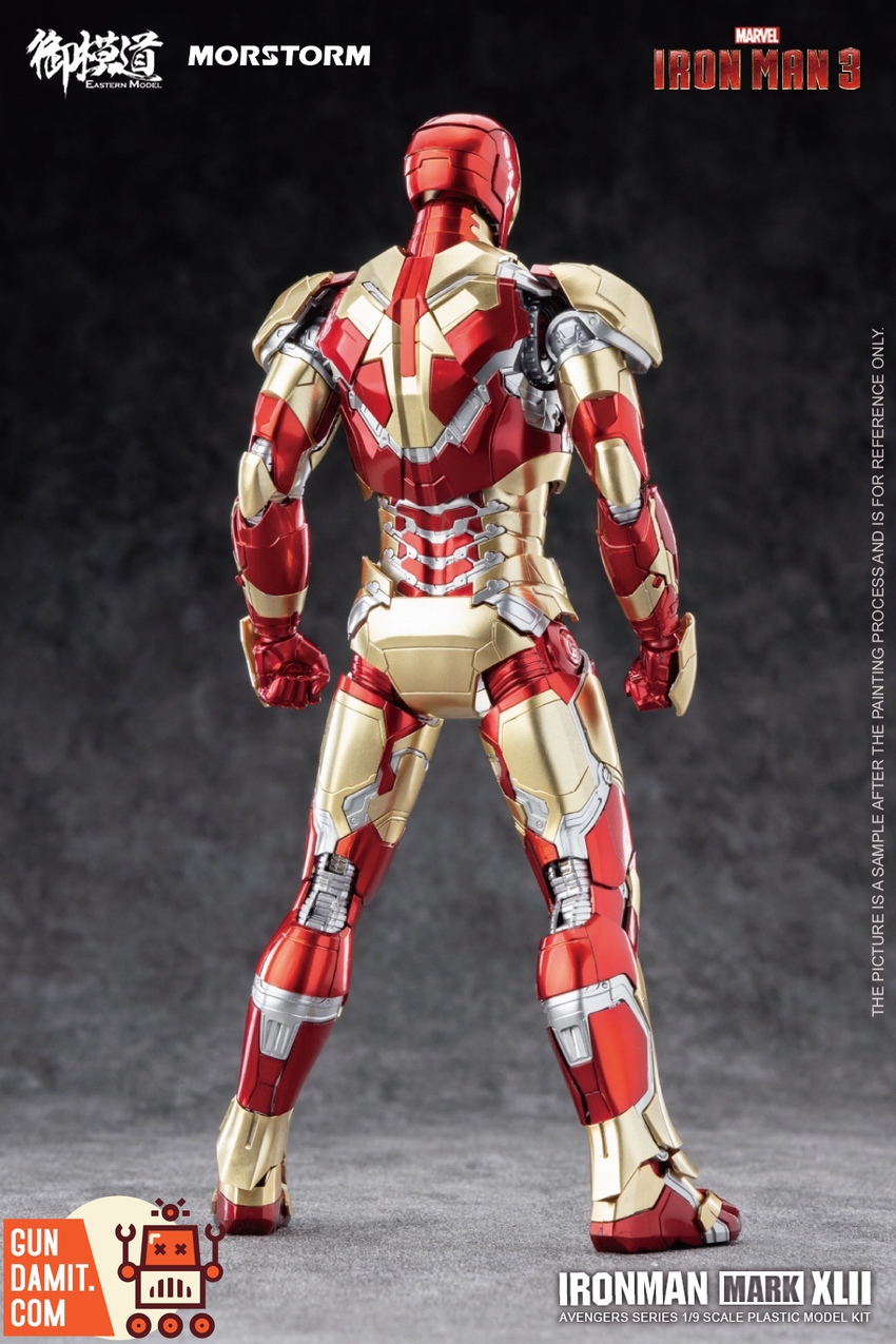 Iron Man Mark 42 1/9 model kit rear view showing back detail Iron Man Mark 42 1/9 model kit rear view showing back detail