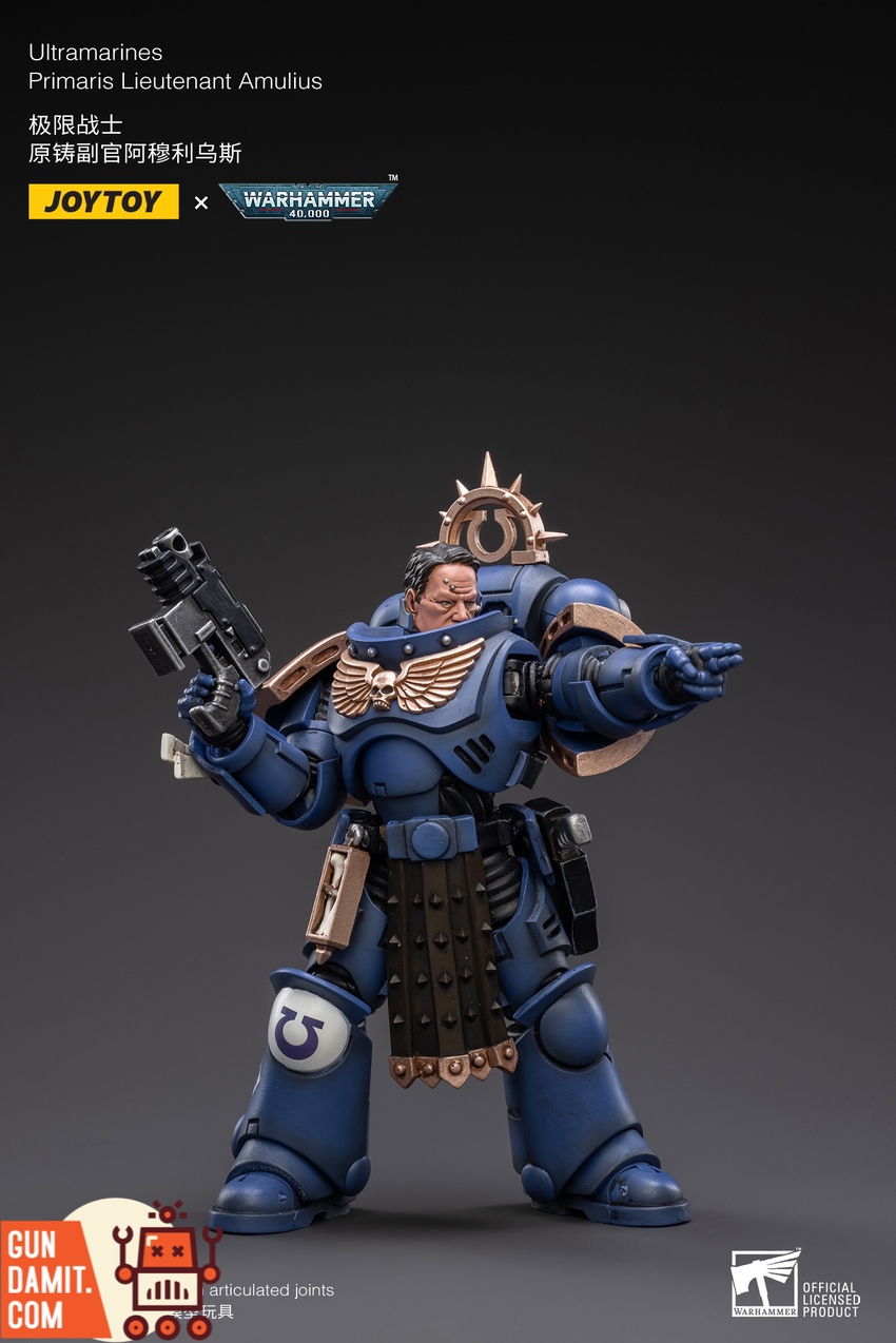 JoyToy Amulius Ultramarines figure side view with studded leather tabard JoyToy Amulius Ultramarines figure side view with studded leather tabard