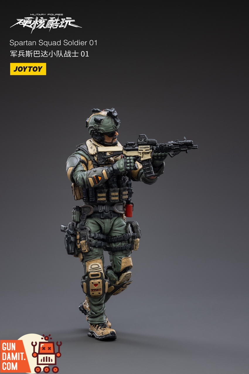 Spartan Squad 01 aiming assault rifle combat pose Spartan Squad 01 aiming assault rifle combat pose