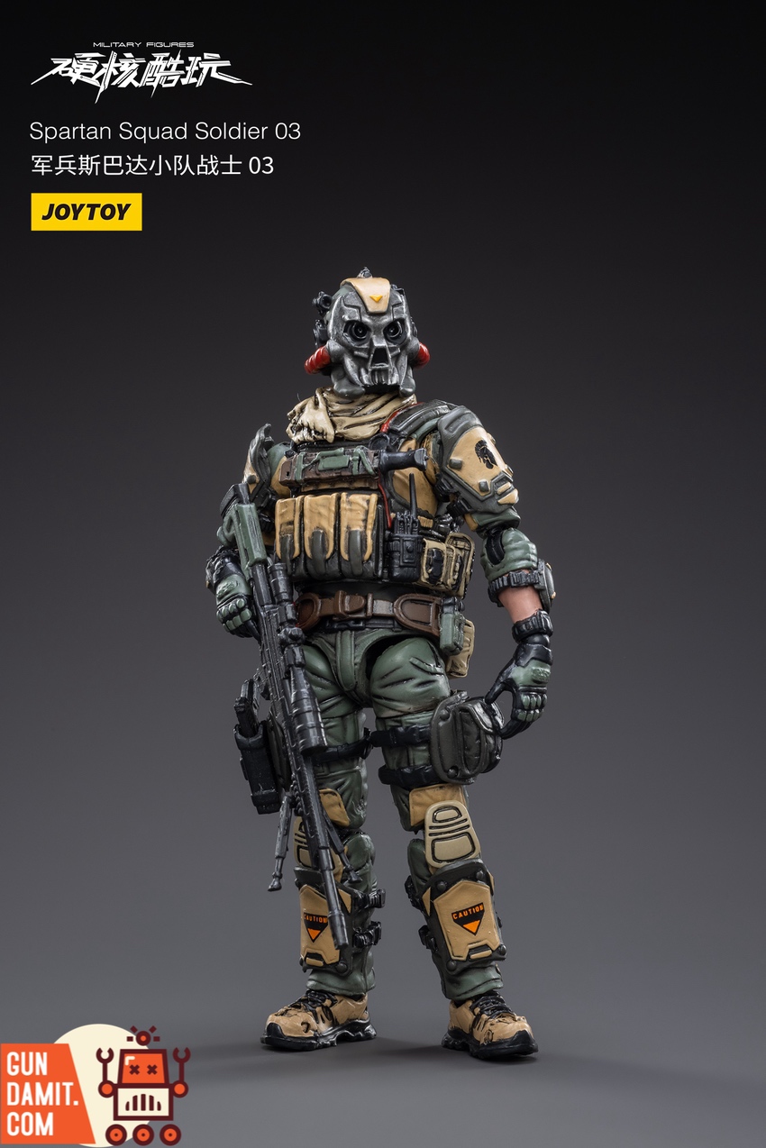 JoyToy Spartan Squad Soldier 03 front standing pose with sniper rifle JoyToy Spartan Squad Soldier 03 front standing pose with sniper rifle