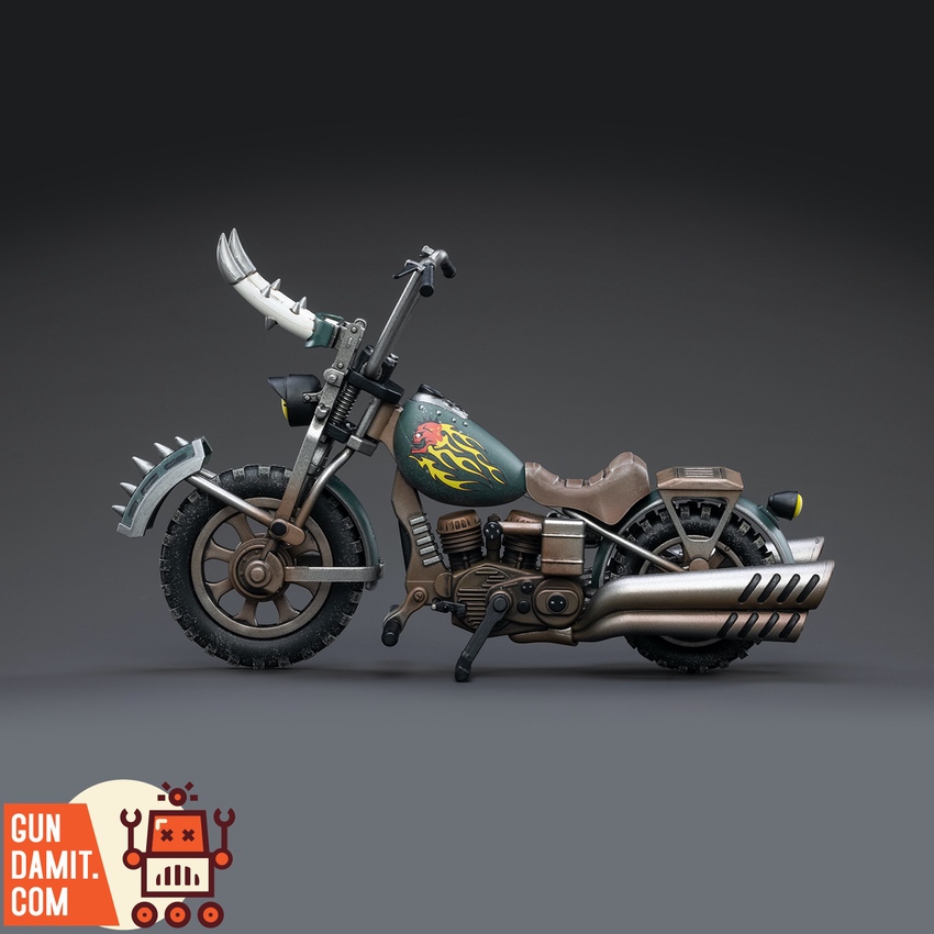 JoyToy Hell Walker H-20 motorcycle side profile with flame paint JoyToy Hell Walker H-20 motorcycle side profile with flame paint