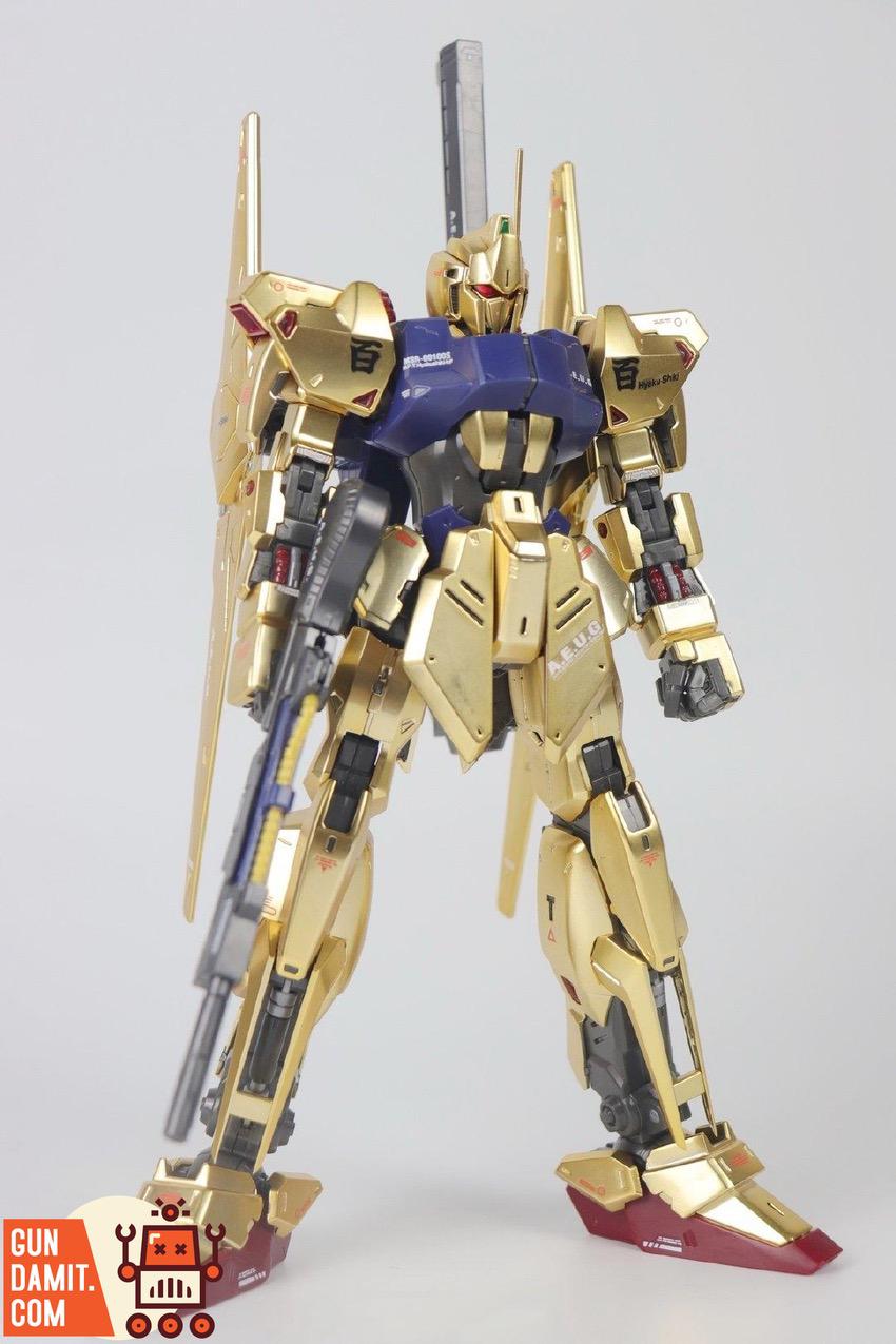 Daban MG Hyaku Shiki 2.0 gold chrome front standing pose close-up Daban MG Hyaku Shiki 2.0 gold chrome front standing pose close-up