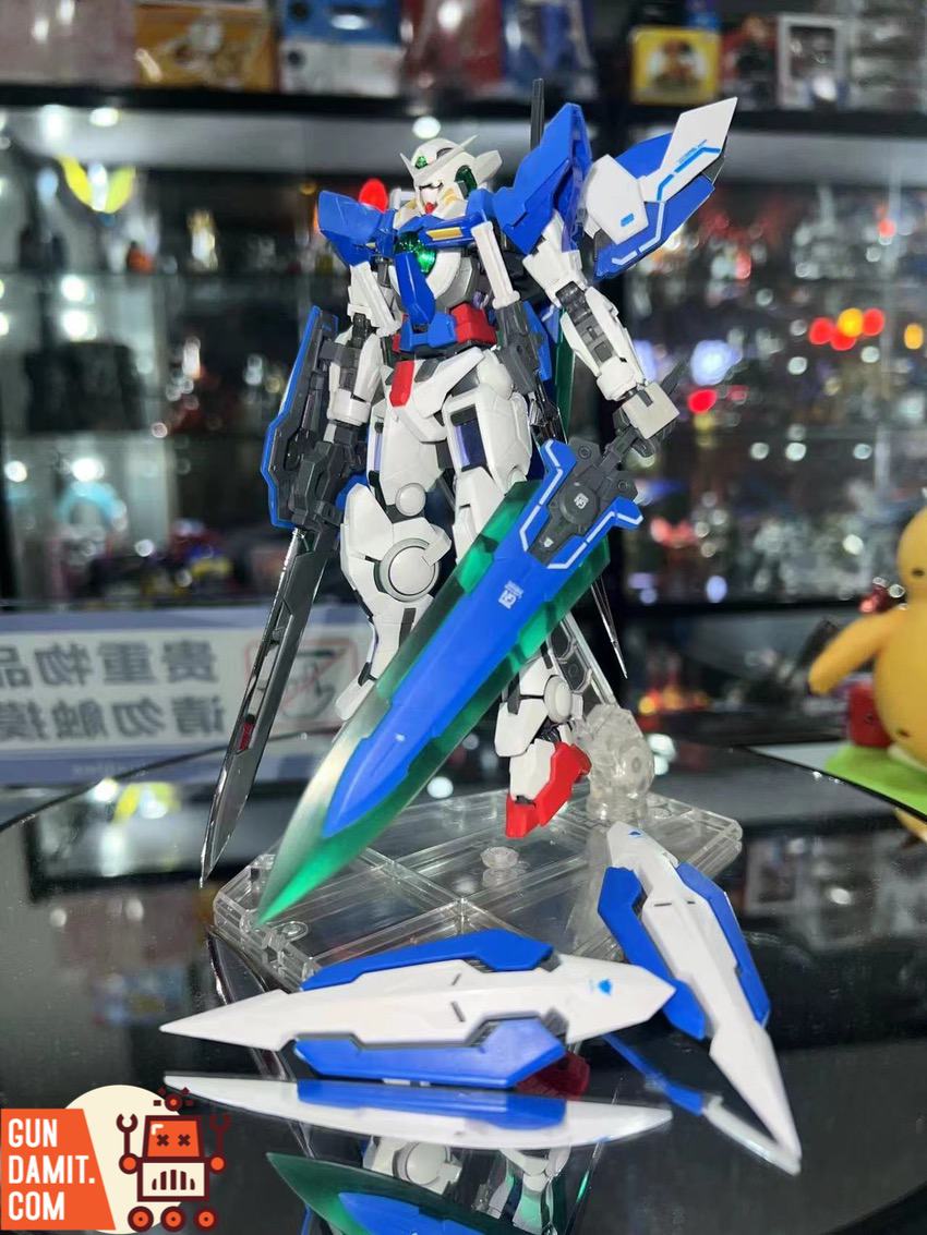 DDB Model 1/144 Devise Exia weapons assembled on RG Exia figure DDB Model 1/144 Devise Exia weapons assembled on RG Exia figure