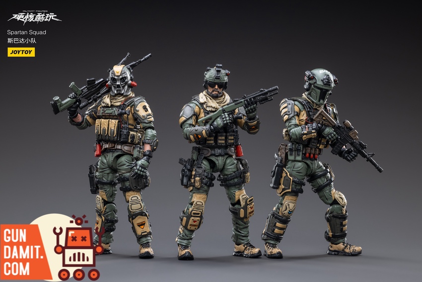 Spartan Squad set of 3 soldiers alternate helmets front view Spartan Squad set of 3 soldiers alternate helmets front view