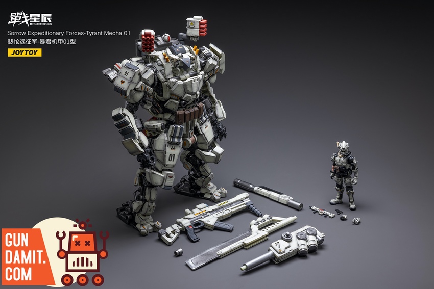 Tyrant Mecha 01 close-up of heavy cannon and missile pod weapon systems Tyrant Mecha 01 close-up of heavy cannon and missile pod weapon systems