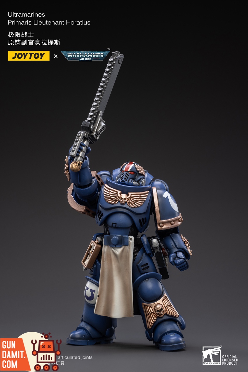 Ultramarines Primaris Lieutenant Horatius 1/18 scale side pose with weapons Ultramarines Primaris Lieutenant Horatius 1/18 scale side pose with weapons