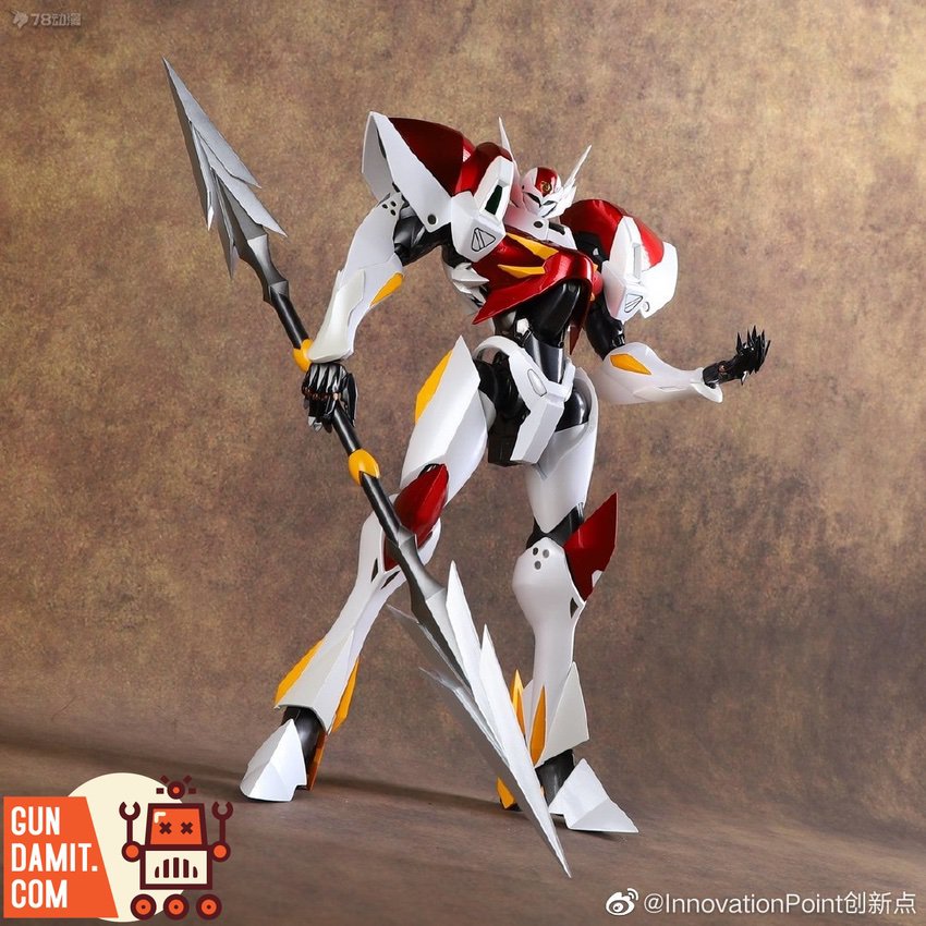 Tekkaman Blade Metal Power figure side view dynamic pose lance weapon raised Tekkaman Blade Metal Power figure side view dynamic pose lance weapon raised