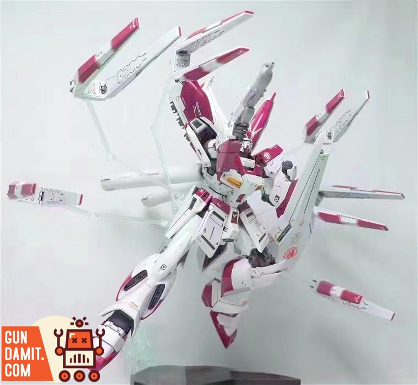 Daban 6635 Pink Hi-v Gundam rear view showing all fin funnels extended Daban 6635 Pink Hi-v Gundam rear view showing all fin funnels extended