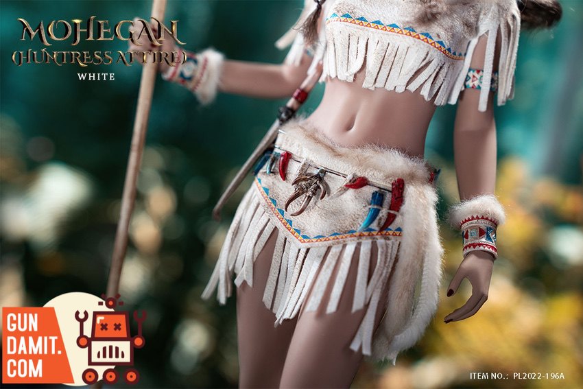 TBLeague 1/6 Mohegan Huntress white version outfit detail fringed leather skirt close-up TBLeague 1/6 Mohegan Huntress white version outfit detail fringed leather skirt close-up
