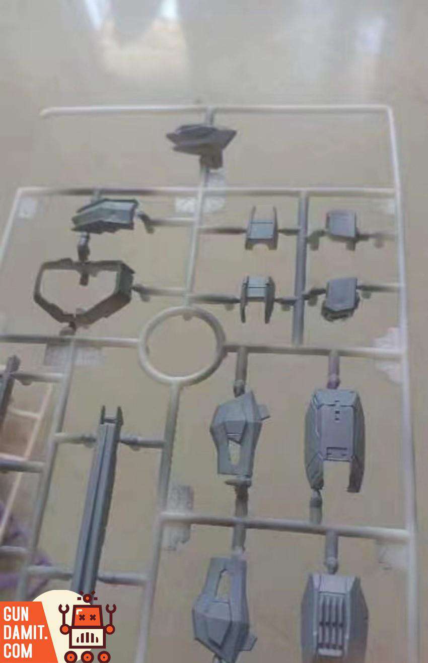 Infinite Dimension Freedom Gundam conversion kit runner D gray head and body parts Infinite Dimension Freedom Gundam conversion kit runner D gray head and body parts