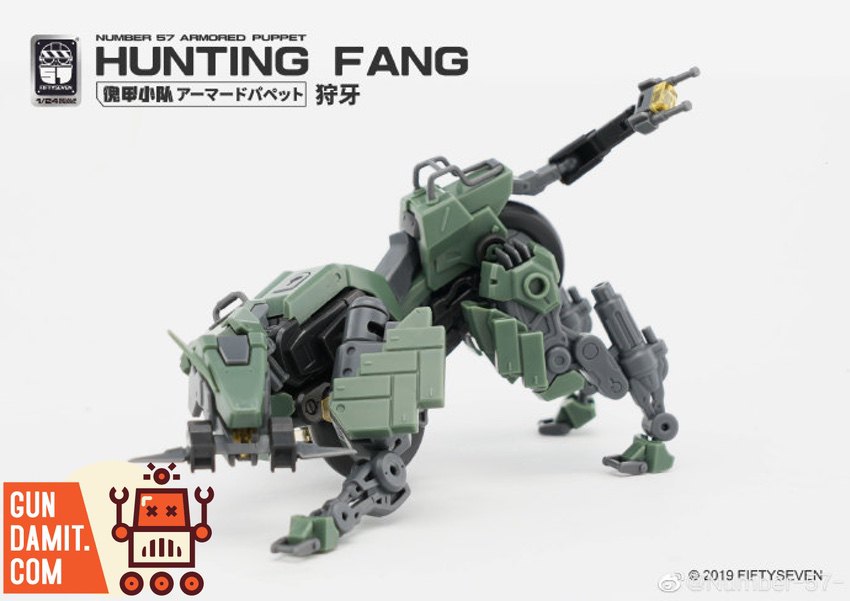 No.57 1/24 Armored Puppet Hunting Fang side view in aggressive prowling pose No.57 1/24 Armored Puppet Hunting Fang side view in aggressive prowling pose