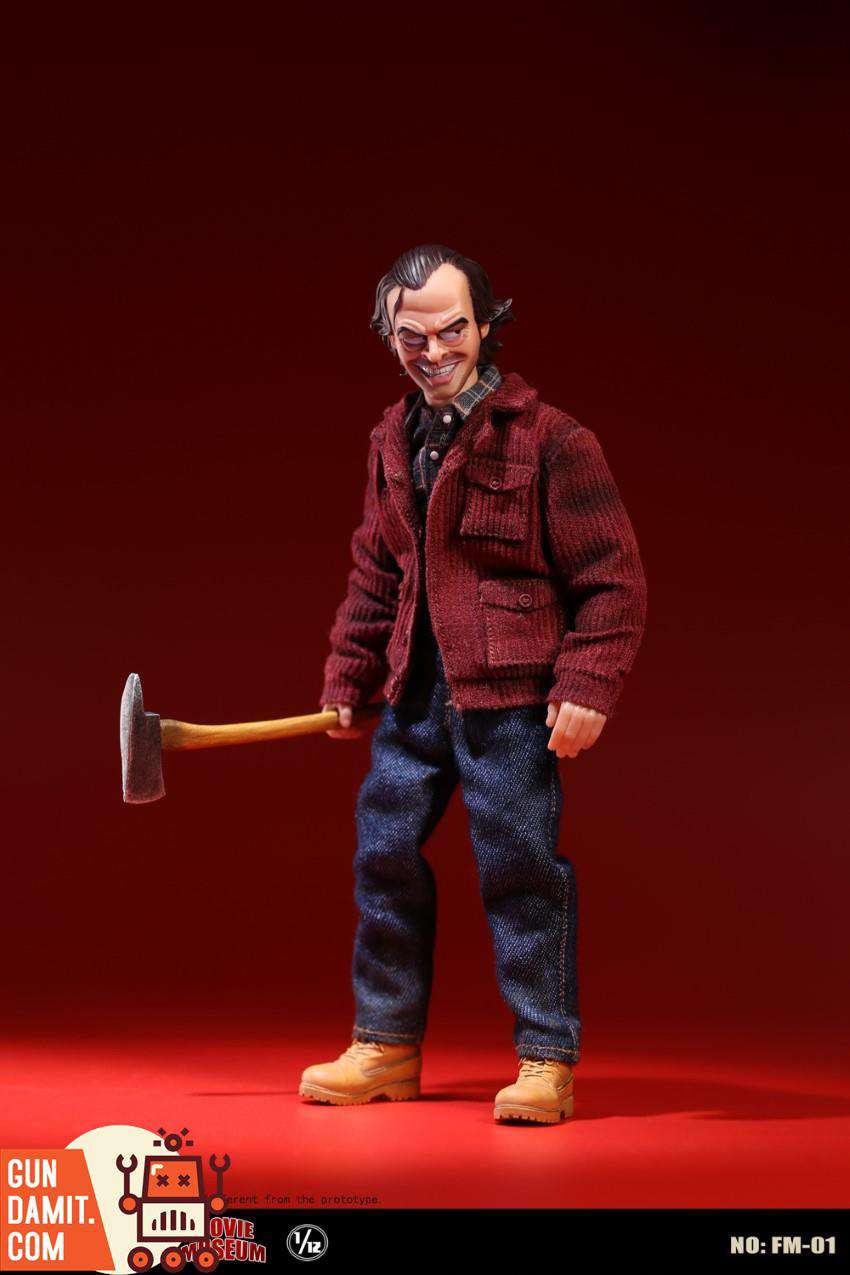 BOBTOYS 1/12 Crazy Jack figure dynamic pose holding broken door frame BOBTOYS 1/12 Crazy Jack figure dynamic pose holding broken door frame