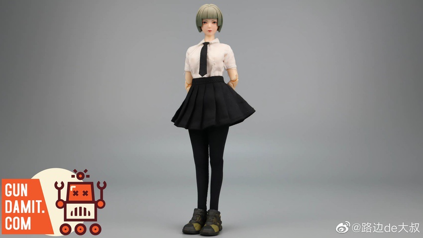JoyToy 1/12 Frontline Chaos Rin action figure in school uniform with black tie and pleated skirt JoyToy 1/12 Frontline Chaos Rin action figure in school uniform with black tie and pleated skirt
