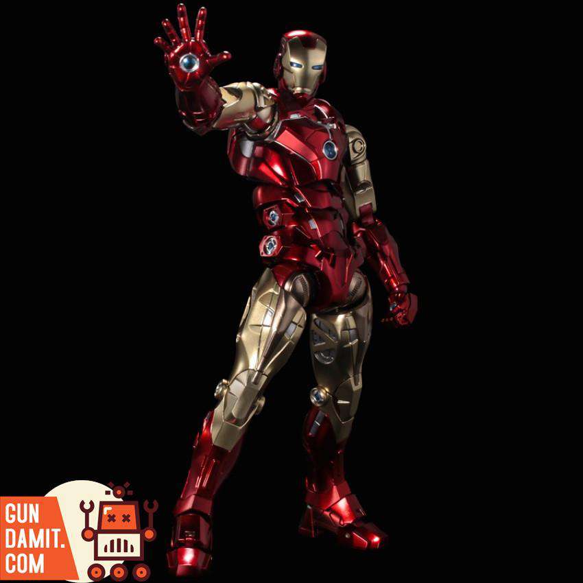 Sentinel Fighting Armor Iron Man side view with open repulsor hand Sentinel Fighting Armor Iron Man side view with open repulsor hand