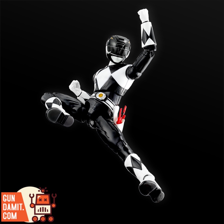 Flame Toys Black Ranger model kit box art and runners Flame Toys Black Ranger model kit box art and runners