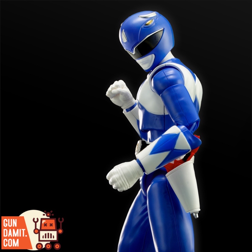 Blue Ranger assembled figure with display base Blue Ranger assembled figure with display base